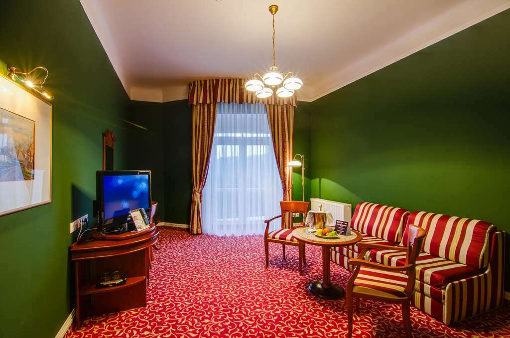 Imperial Hotel
