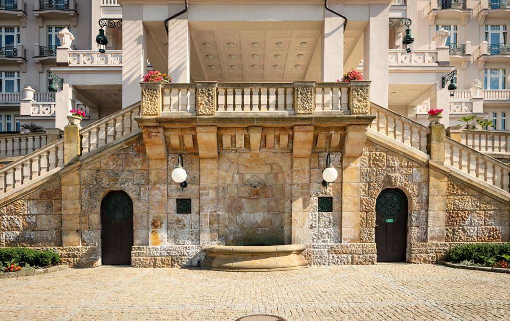 Imperial Hotel 5*